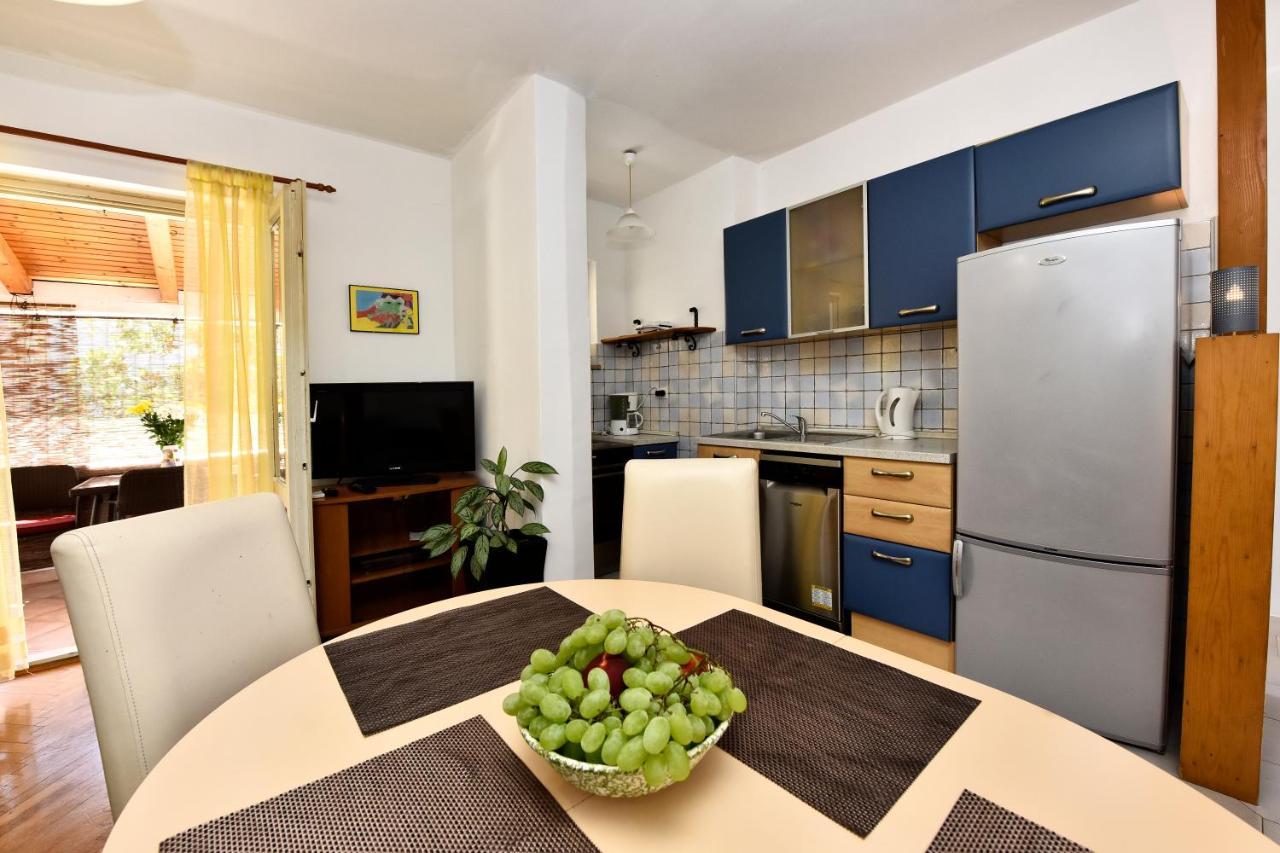 Apartment Nikola Пореч Екстер'єр фото