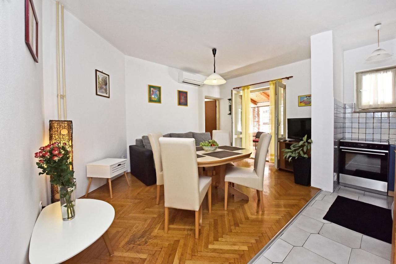 Apartment Nikola Пореч Екстер'єр фото